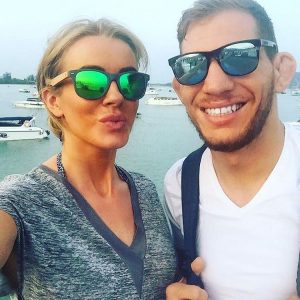 Luke Barnatt Crossed gafas de sol de madera