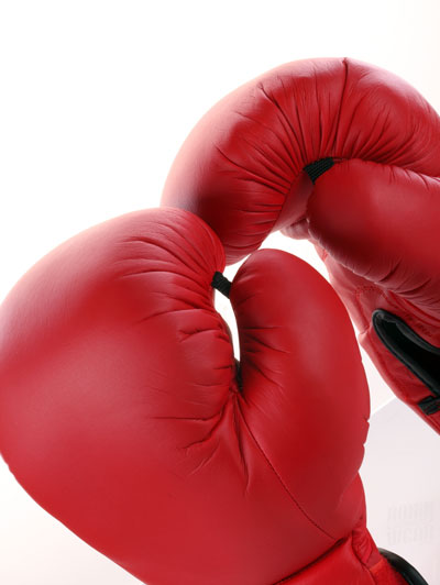 Guantes De Boxeo Para Hombres Kickboxing Muay Thai MMA Entrenamiento 10 Onzas 